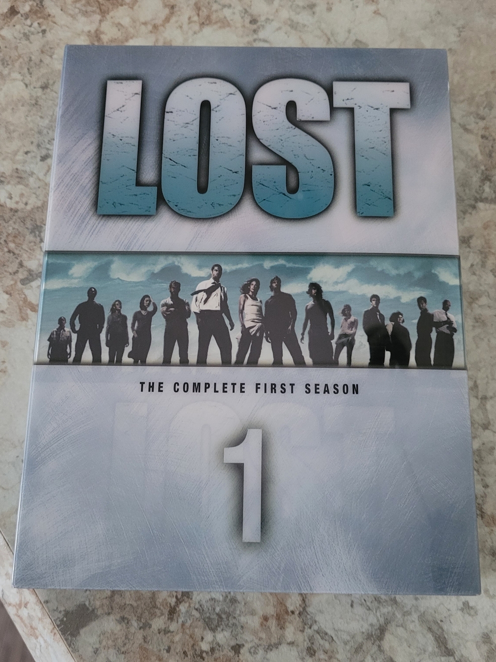 Lost Complete First Season Box Set - Blue and White